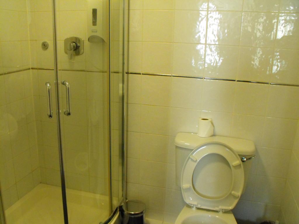 The Glen Guesthouse Dublin Phòng bức ảnh